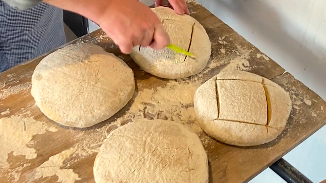 Pâte travaillée à la main